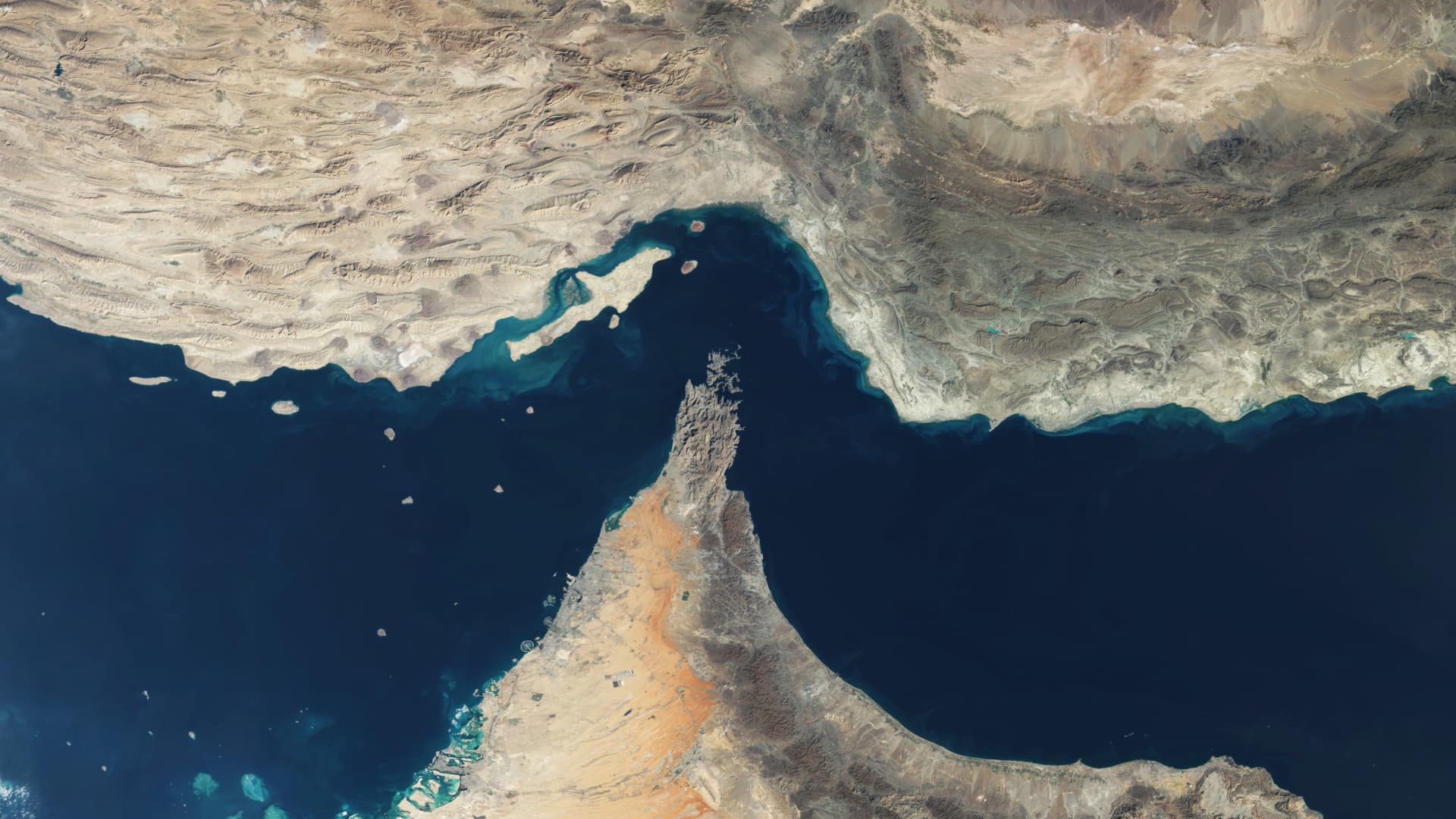 Upstart Wall Street research firm says it sent an analyst to Strait of Hormuz. Here’s what they learned