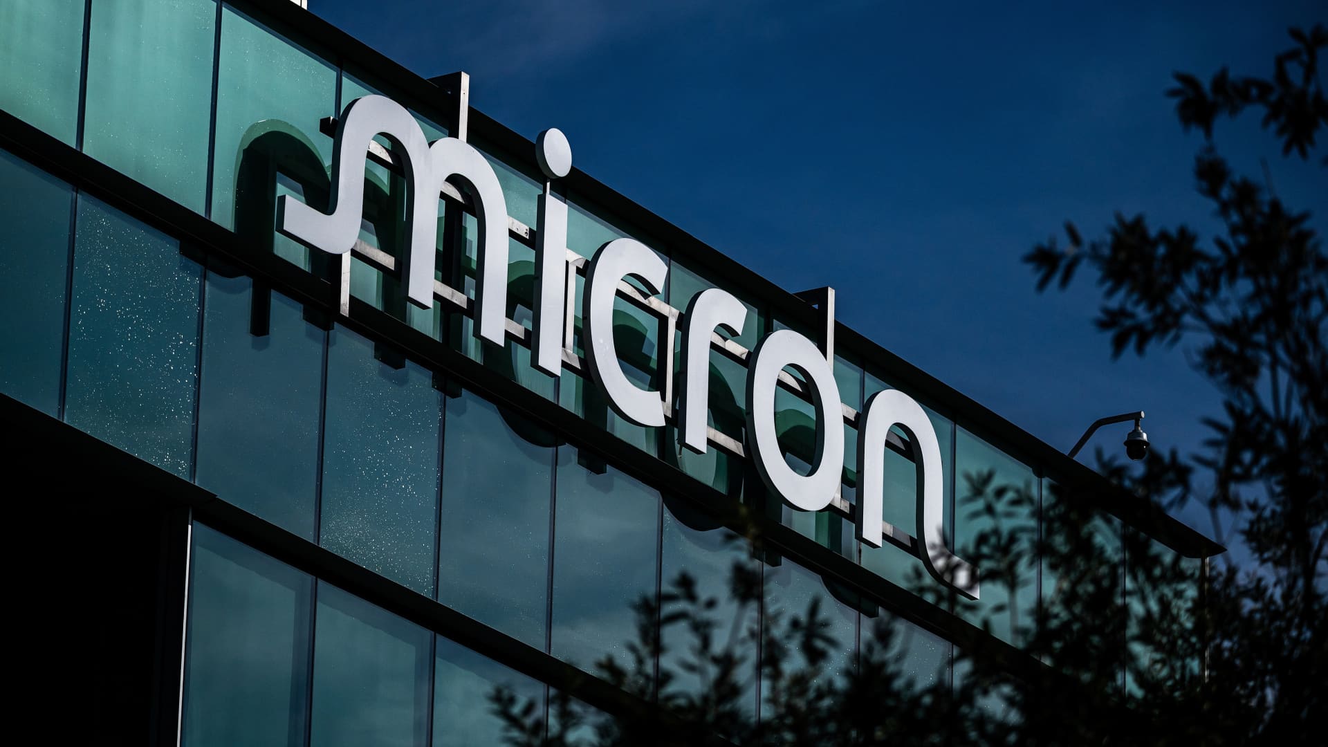 Which company will the U.S. government take a stake in next? Here’s what traders think