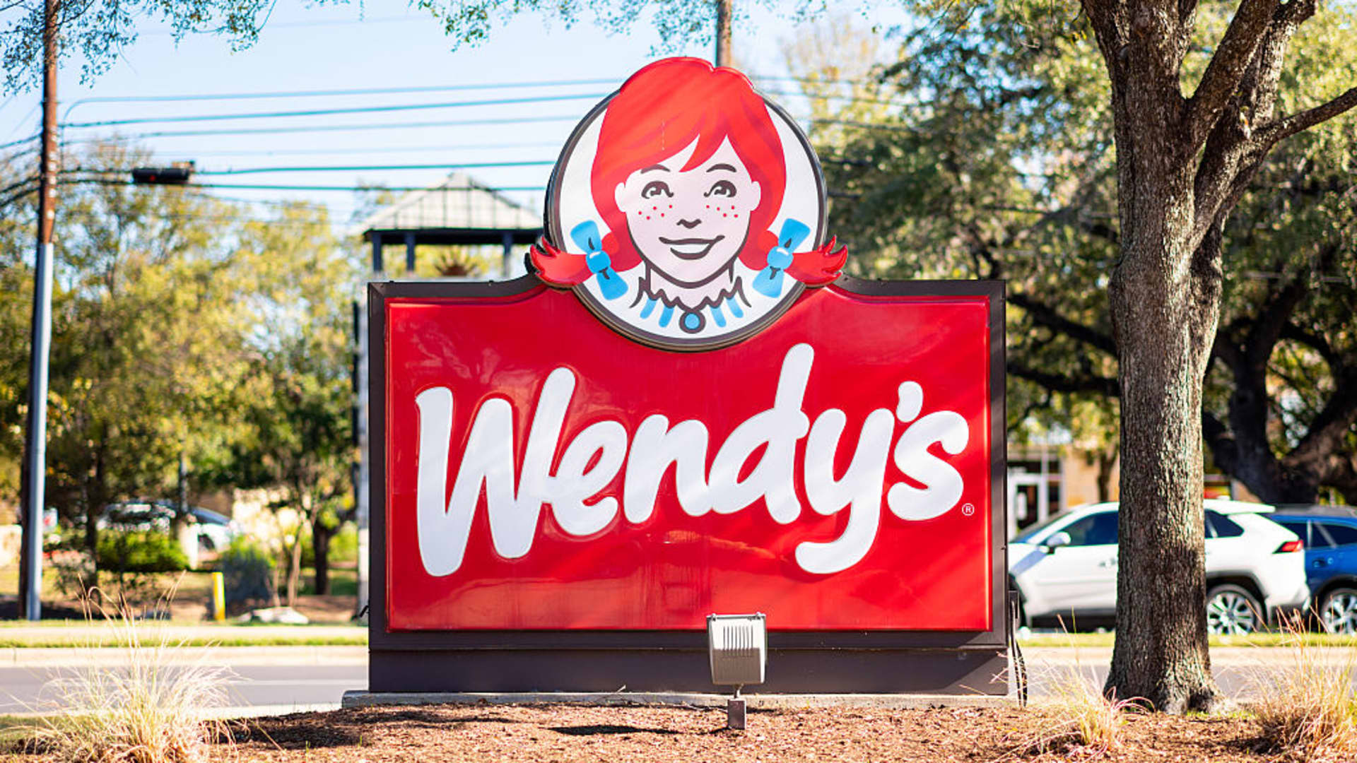 Wendy's shares soar for a second day as retail investors pile into their new meme darling