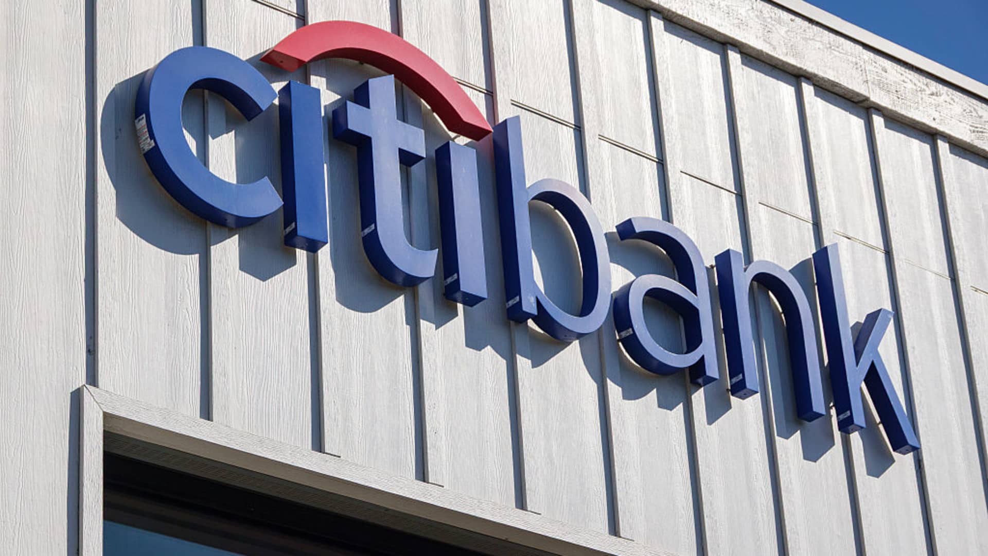 Citigroup shares outperform down market after Trump endorsement
