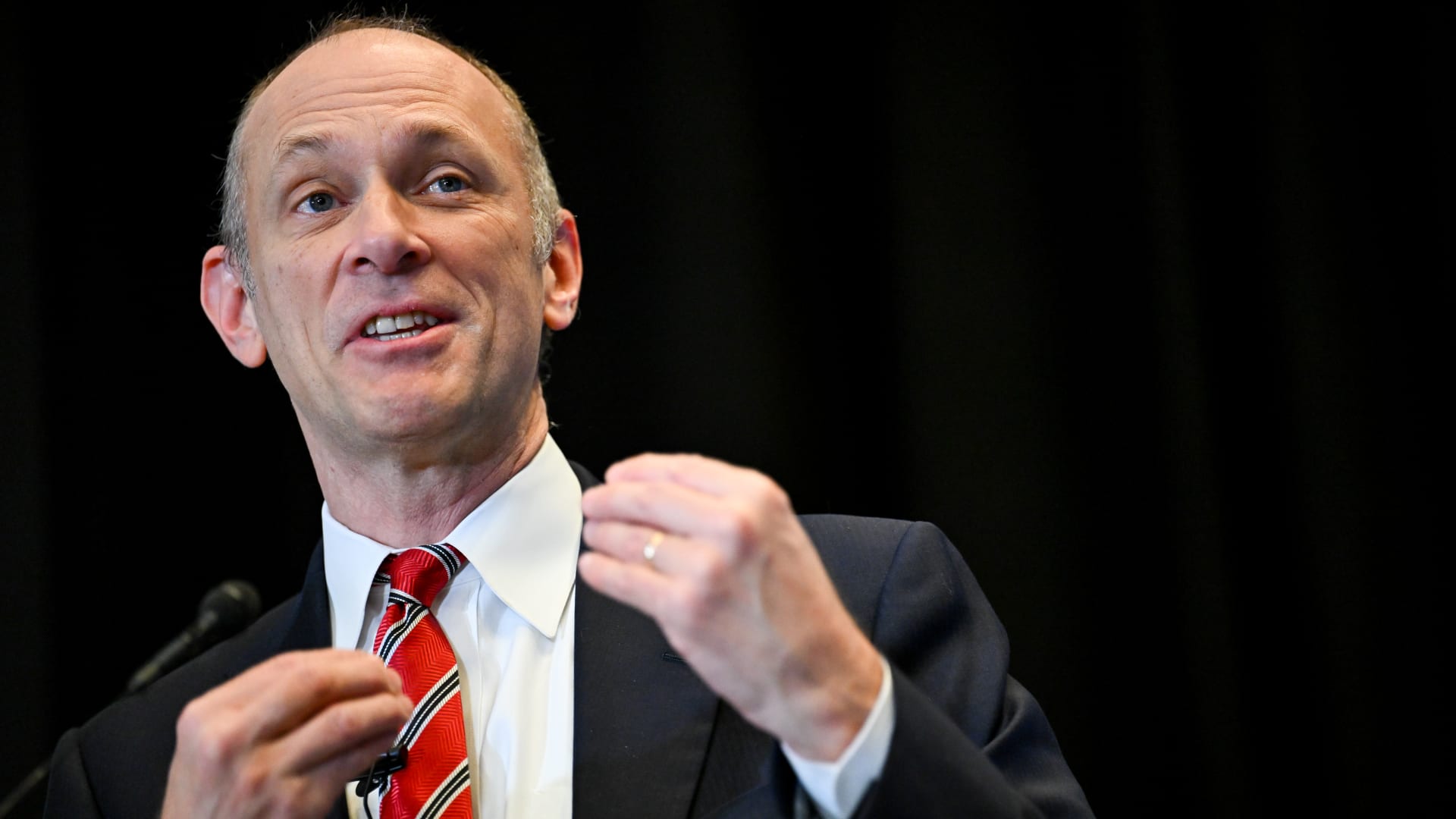 Chicago Fed President Goolsbee says inflation is too high; Williams sees price pressures easing