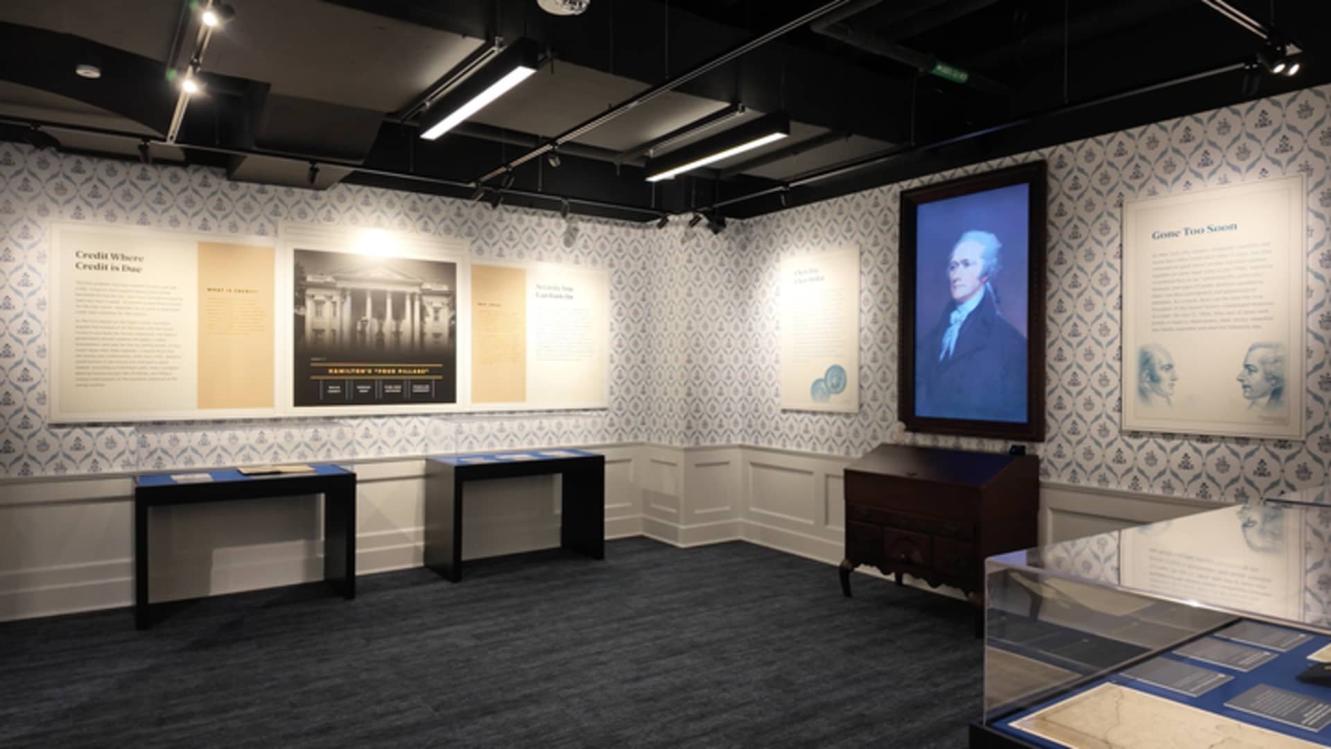Don't throw away your shot to speak to an AI Alexander Hamilton at Boston's new finance museum