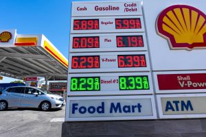 108361510-1789075857121-gettyimages-2294034697-US_GAS.jpeg